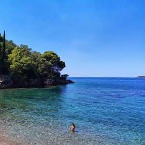 Sveti Stefan et Budva, sur la côte adriatique du Monténégro 🇲🇪 🌊.#montenegro
